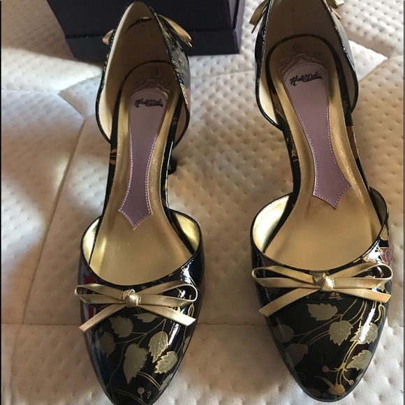 Hale Bob pumps 8 1/2 - Picture 1 of 4